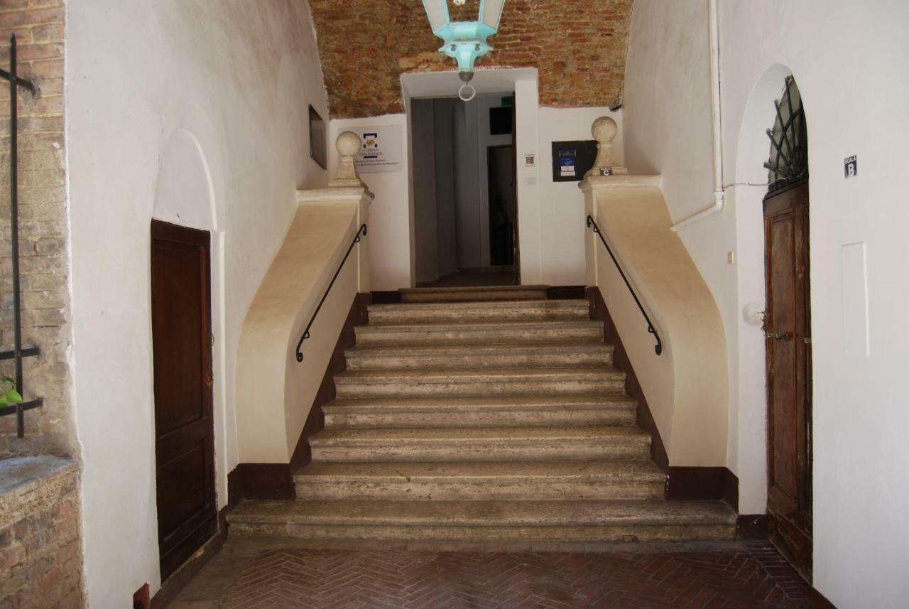 Antica Dimora Del Buongoverno Siena Exterior photo